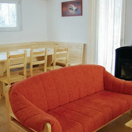 Two-bedroom Holiday In Ferienhaus Szolad